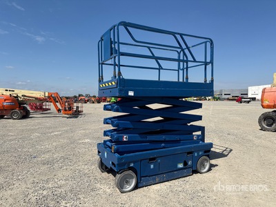 2007 Haulotte Compact12 Electric Plateforme élévatrice à ciseaux