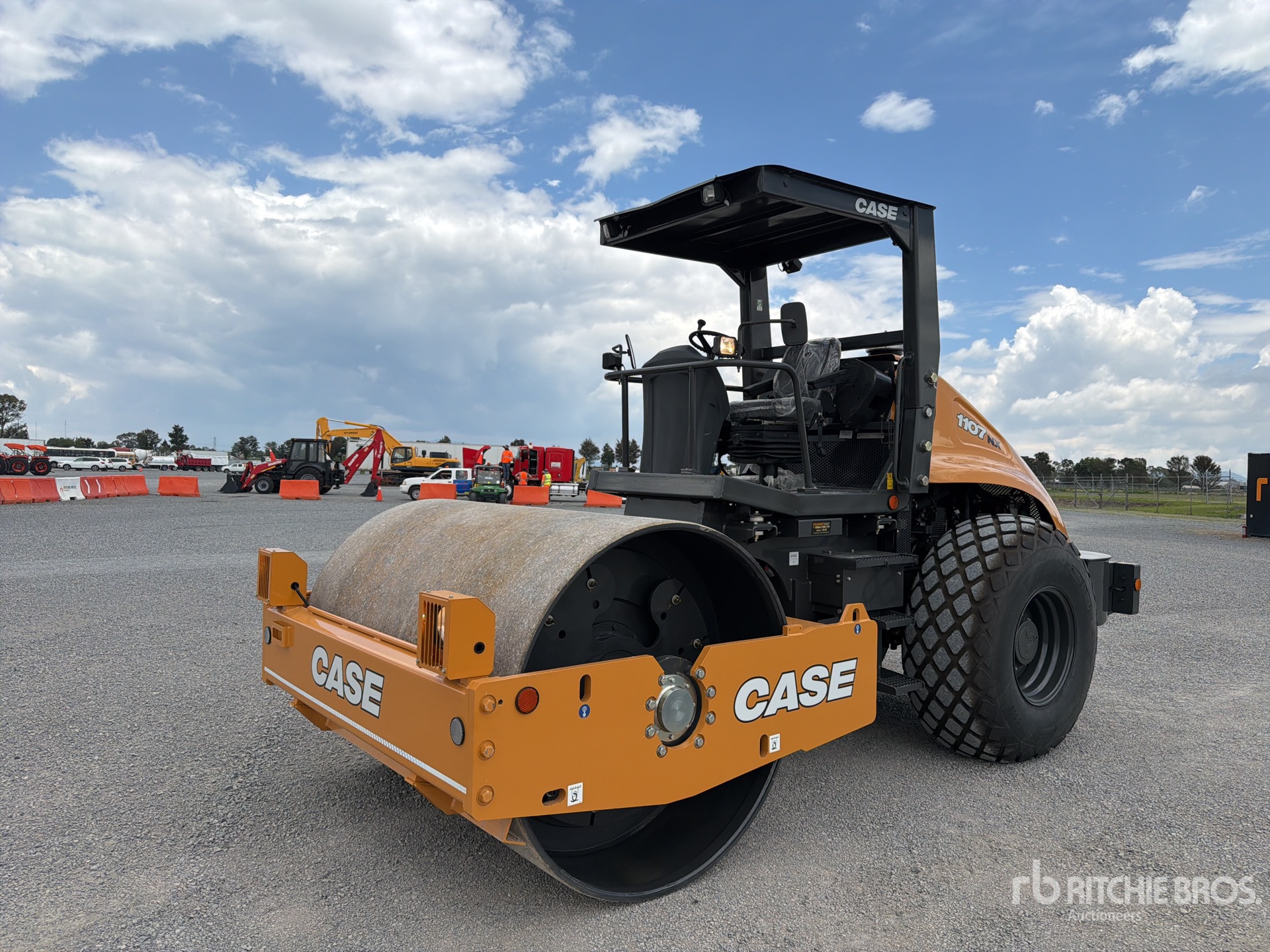 2026 Case 1107NX Rodillo (Sin Usar) / Smooth Drum Compactor (Unused)
