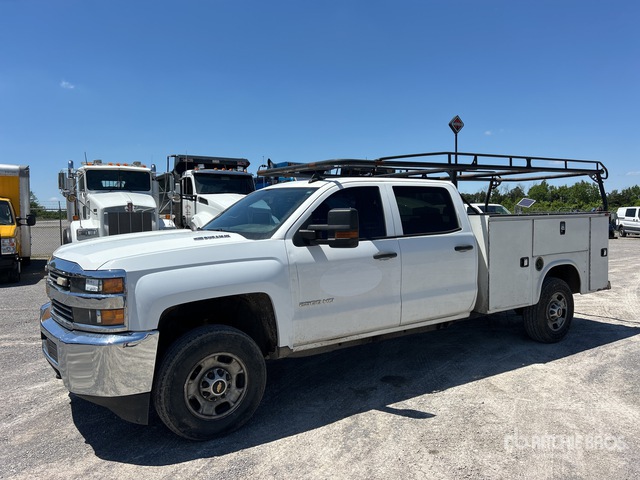 2016 Chevrolet Silverado 2500HD 4x2 Crew Cab Utility Truck