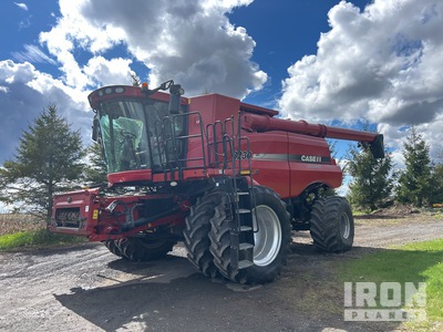 2013 Case IH 8230 4x4 Combine Harvester