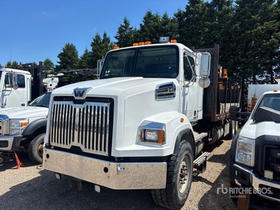Rotobec Elite Straight Boom on 2015 Western Star 4700SB Roto RG 6x4 Hi-Rail Camiones con pinza