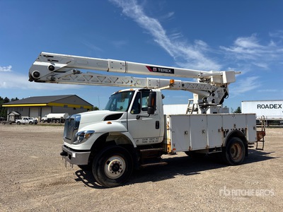 2012 Terex Hi-Ranger HRX-55 55 ft on 2013 International 7400 4x2 バケツトラック