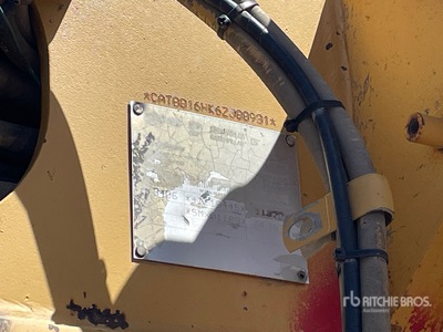 2001 Cat 16H Motor Grader