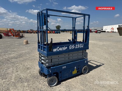 2008 Genie GS1932 Electric Scissor Lift (Inoperable)