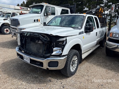 2016 Ford F-350 XLT 4x4 Crew Cab Ophalen (Inoperable)