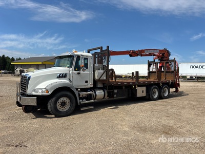 Serco 8500 Straight Boom on 2012 Mack GU813 Granite 6x4 Hi-Rail グラップルトラック