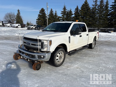 2019 Ford F350 XLT 4x4 Crew Cab Hi-Rail Pickup