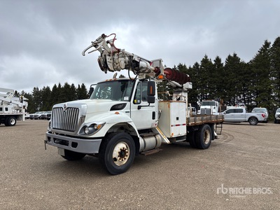 2014 Terex Commander C4047 on 2015 International 7400 COMM 4047 4x2 Digger Derrick Truck