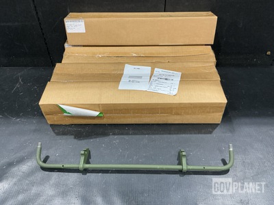 (55) Macomb Sheet Metal 13015473 Vehicular Door Handles