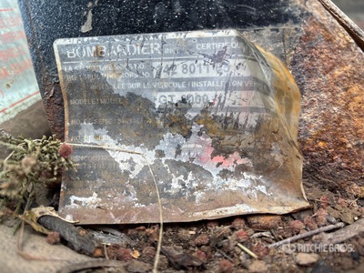 Bombardier Raupentrasporter Hubarbeitsbühne