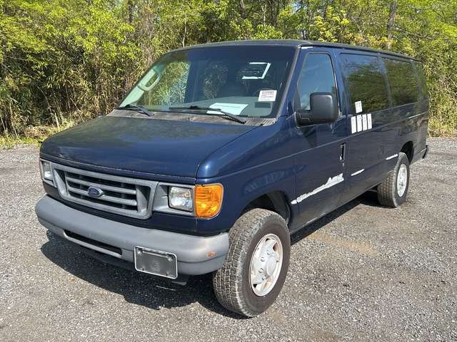 2007 Ford E-350 Super Duty Passenger Van