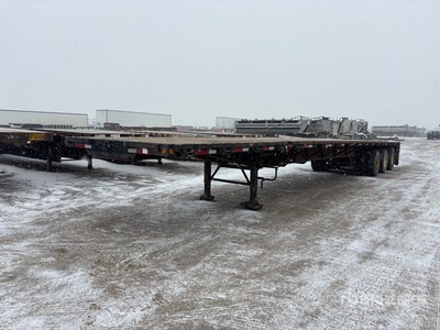 2000 Freight King Tri/A 53 ft Extendable Flatbed Trailer