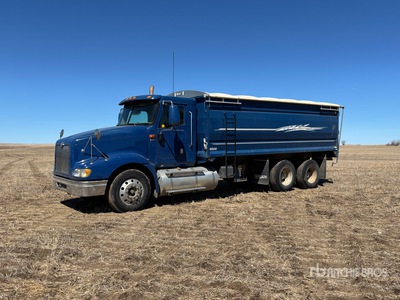 2006 International 9400i 6x4 穀物用トラック