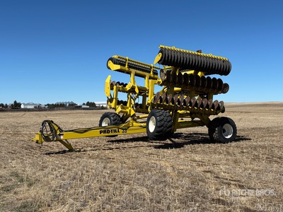 2016 Degelman Pro-Till 33 ft High-Speed Disc