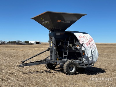 2016 Loftness GBL-10 10 ft Grain Bagger