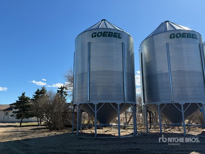 Goebel +/- 5000 bu 5 Ring Hopper Grain Bin