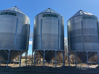 Goebel +/- 5000 bu 5 Ring Hopper Grain Bin