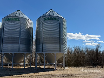 Goebel +/- 5000 bu 5 Ring Hopper Grain Bin