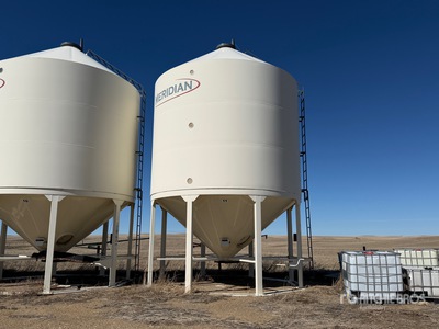 Meridian 1612S D5 +/- 100 ton Hopper Grain Bin