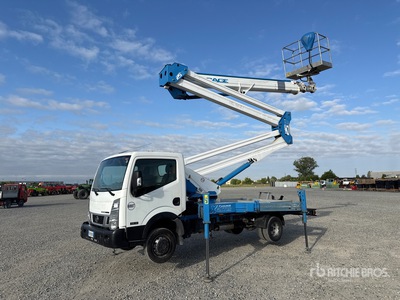 2017 Socage 25D 25 m on 2017 Nissan Cabstar 35.12 Autohoogwerker