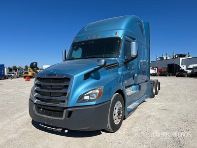 2020 Freightliner Cascadia 126 6x4 T/A Sleeper Truck Tractor