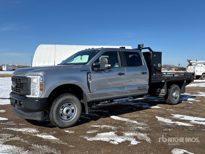 2024 Ford F-350 XL 4x4 Crew Cab Flatbed Truck