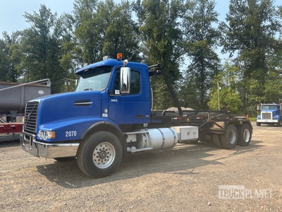 2009 Volvo 6x4 Abroll-Lkw