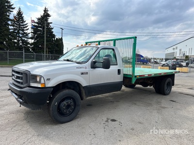 2003 Ford F-550 XL 4x2 Ciężarówka z płaską platformą