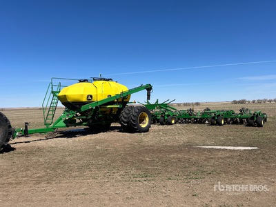 John Deere 1890 60 ft Air Drill