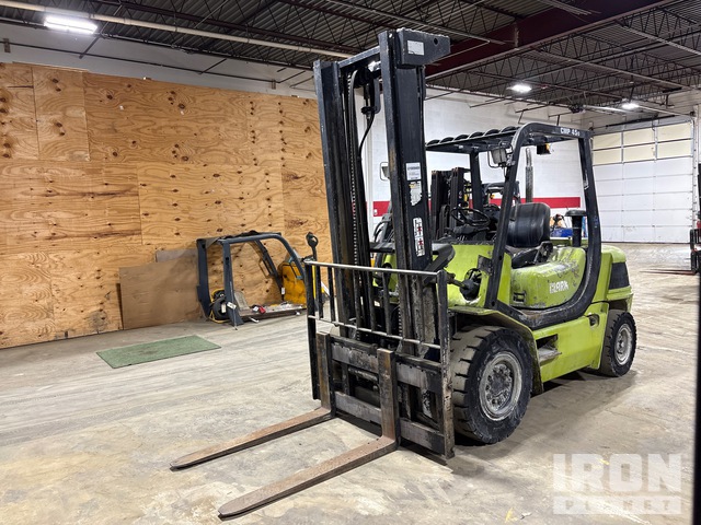 2011 Clark CMP45D Cushion Tire Forklift