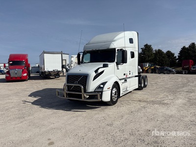 2020 Volvo VNL760 6x4 T/A Sleeper Truck Tractor