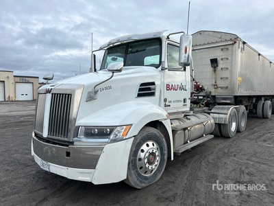 2019 Western Star 5700XE DC 6x4 Ciągnik siodłowy T/A z kabiną dzienną