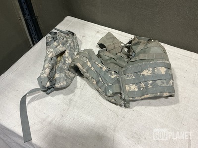 (43) Fighting Load Carriers & (41) Waist Packs