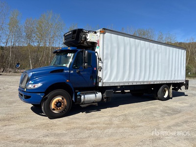 2015 International 4300 4x2 Camions réfrigérés