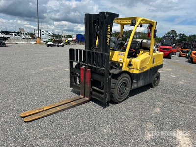 2022 Hyster H120FT 10550 lb Pneumatic Tire Montacargas