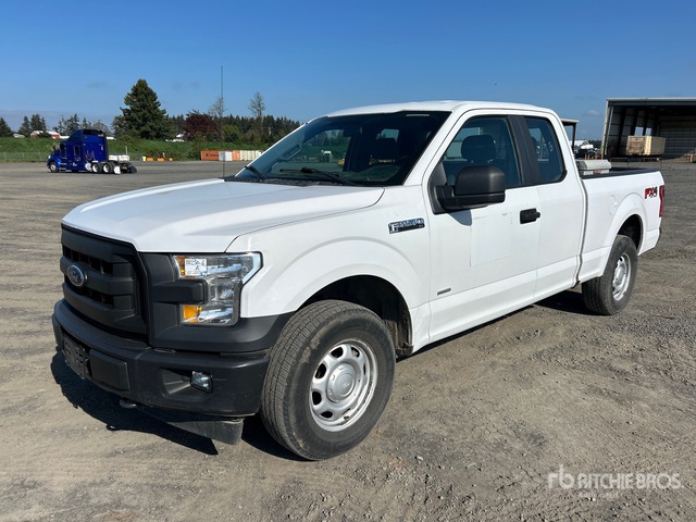 2017 Ford F-150 XL 4x4 Extended Cab Pickup