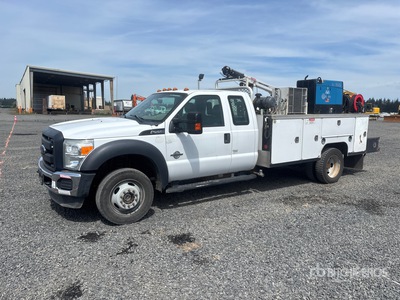 2016 Ford F-550 XL 4x4 Extended Cab Service Truck