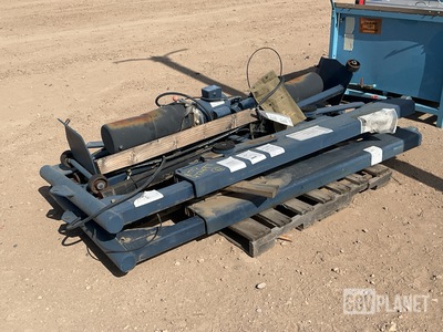 Eagle Equipment Lift System