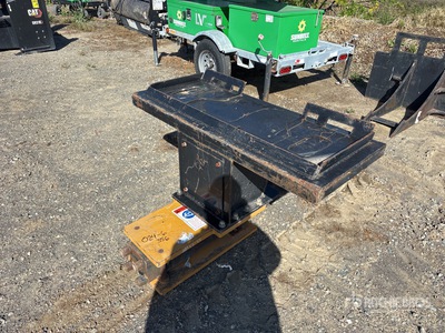 AGROTK 680 Skid Steer Breaker