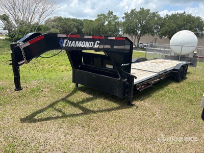 2023 Diamond C 26 ft T/A Gooseneck Flatbed Trailer