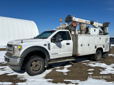 2019 Ford F-550 XLT 4x4 Camion de servicios