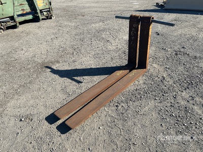 Quantity of (2) 60 in Fork Tines