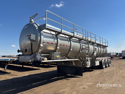 2014 Dragon 42000 L Tri/A Tanker Trailer