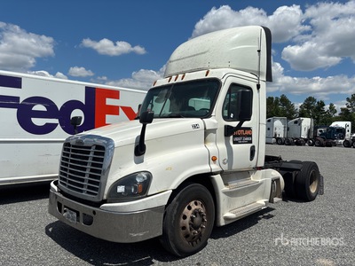 2016 Freightliner Cascadia 125 4x2 Cabeza Tractora Cabina Corta