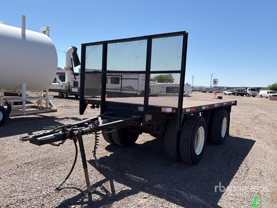 1990 Fleming 16 ft T/A Flatbed Trailer