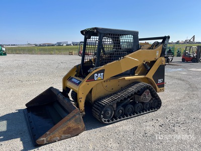 2003 Cat 257 Compact Track Loader