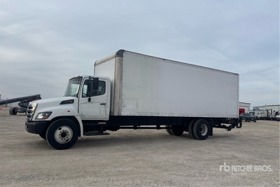 2013 Hino 268 4x2 Van Truck