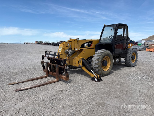 2012 Cat TH514 Telehandler