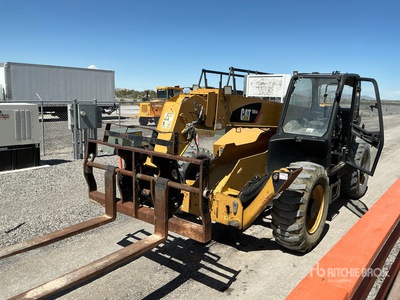 2012 Cat TH514 Manipulador Telescópico