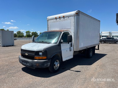 2010 Chevrolet Express 3500 4x2 Furgoneta caja cerrada